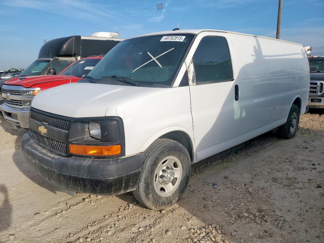 2015 Chevrolet Express - Image 1