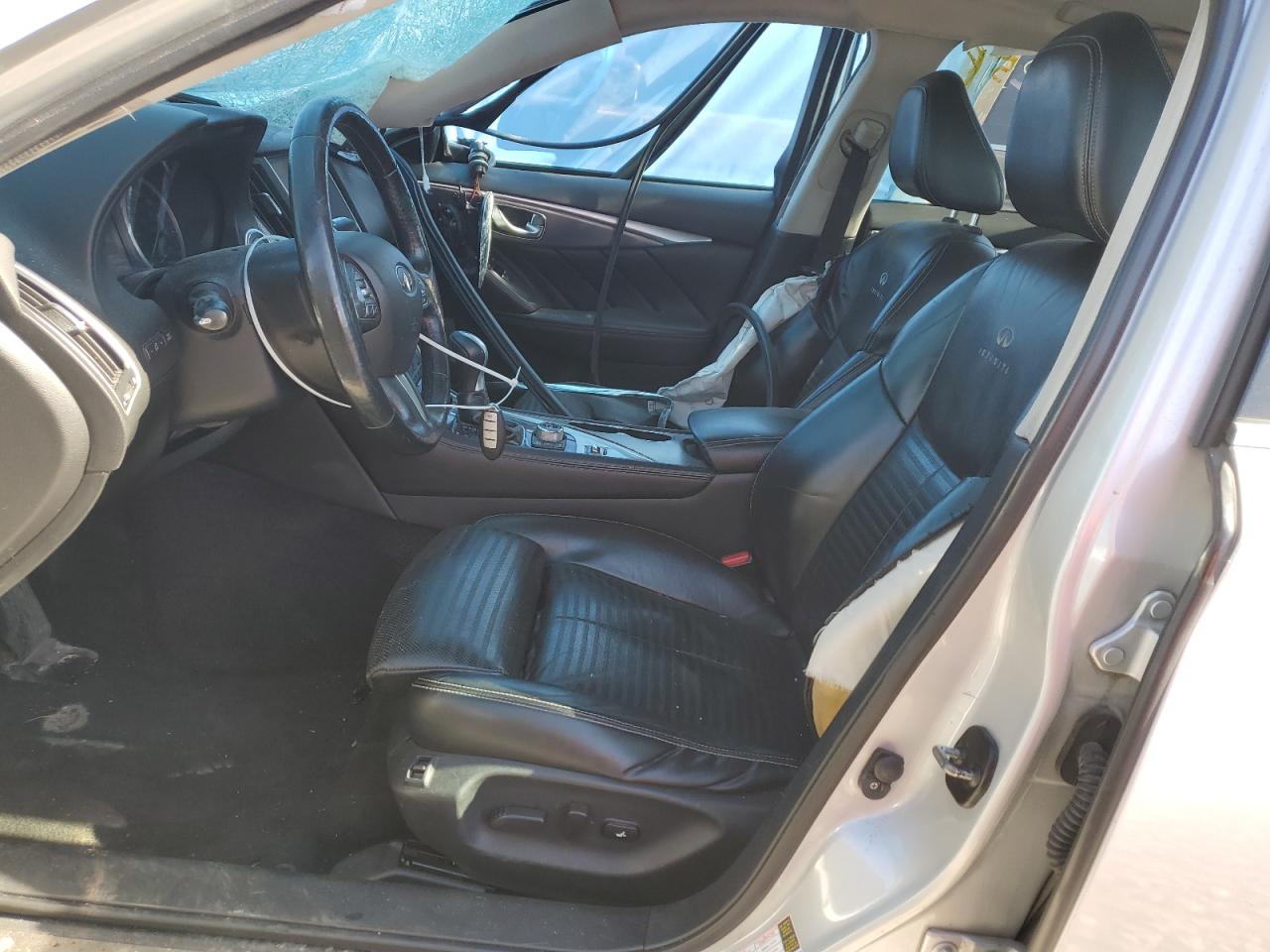 2015 Infiniti Q50 - Image 7