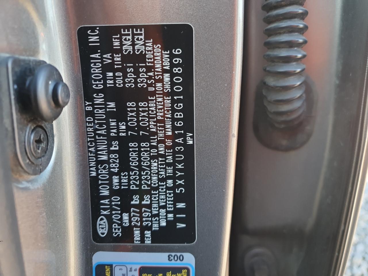 2011 Kia Sorento - Image 12