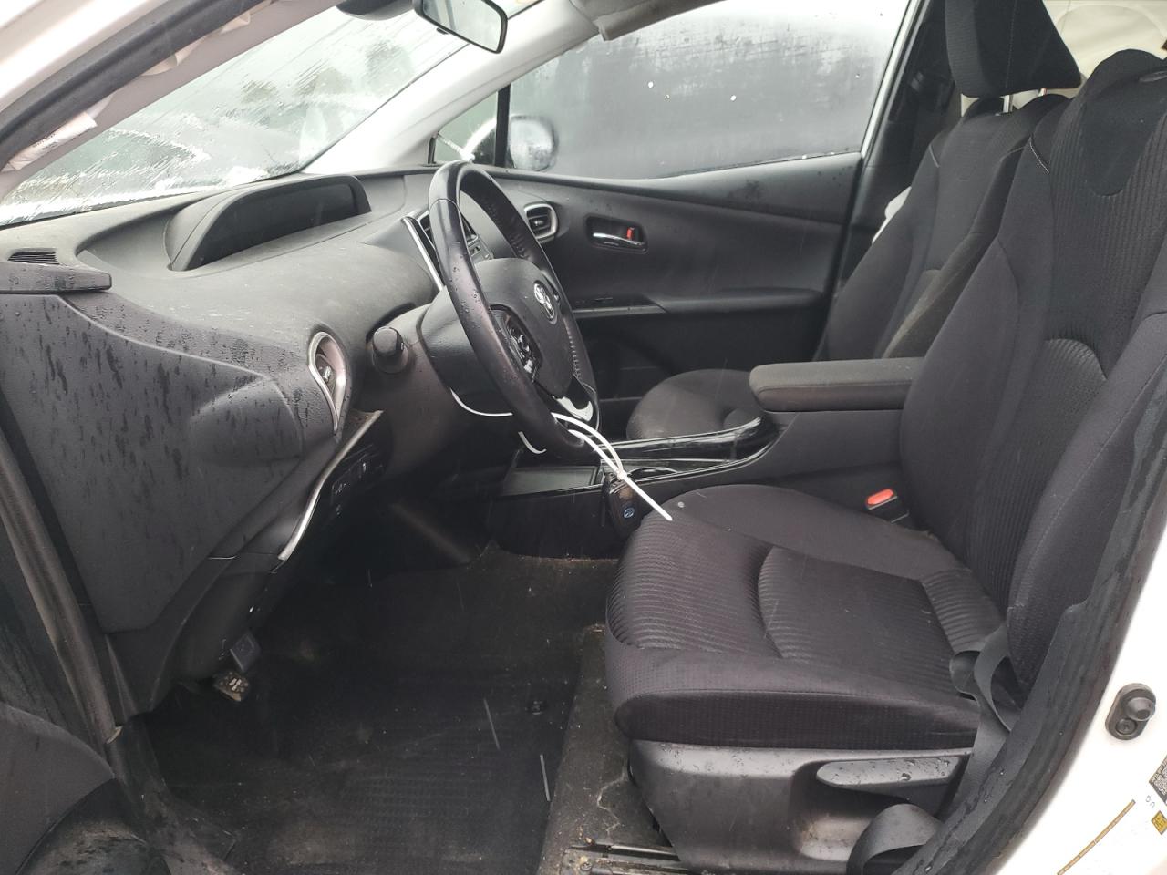 2021 Toyota Prius - Image 7