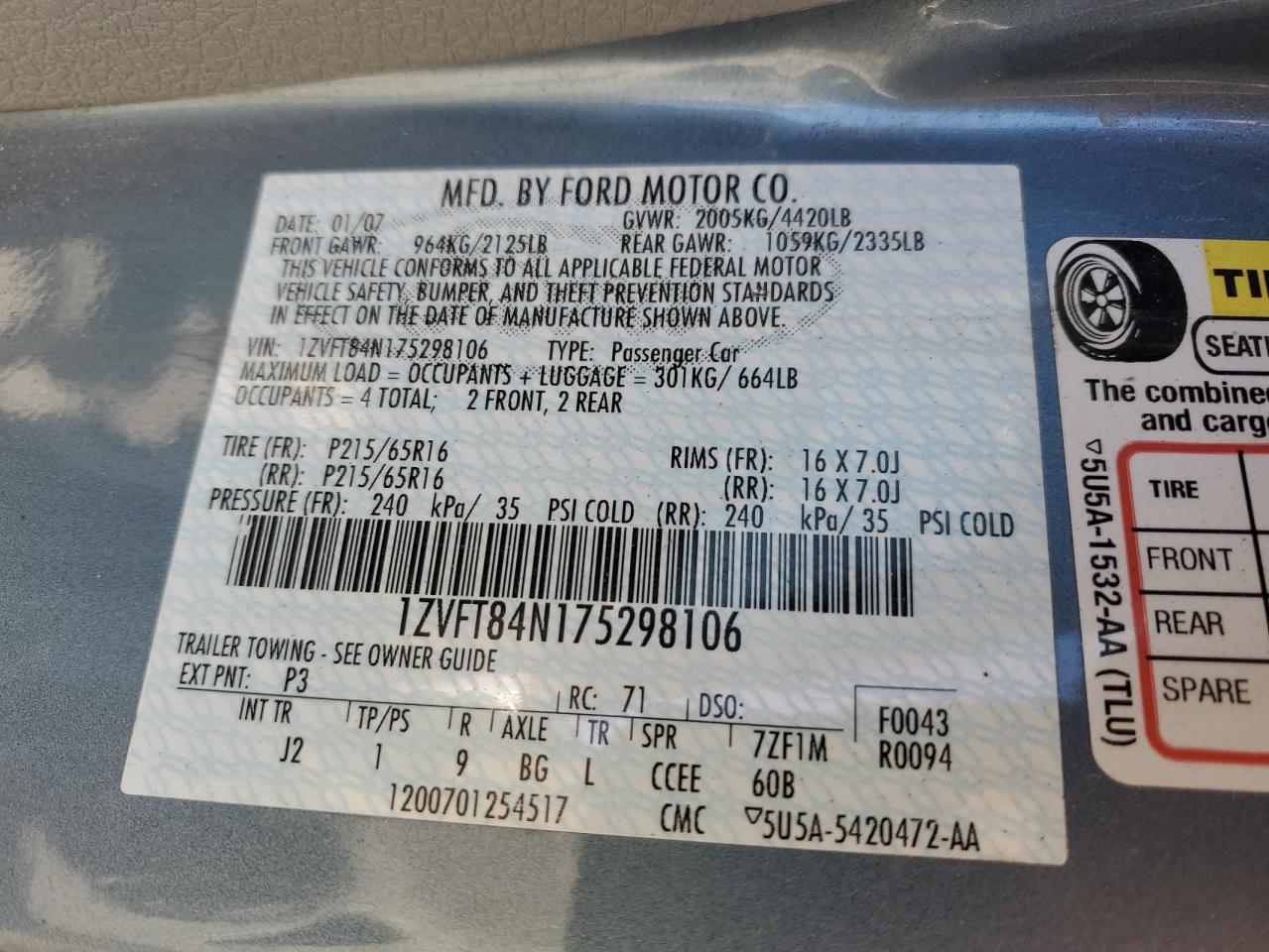 2007 Ford Mustang - Image 12