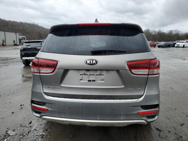  KIA SORENTO 2016 Szary