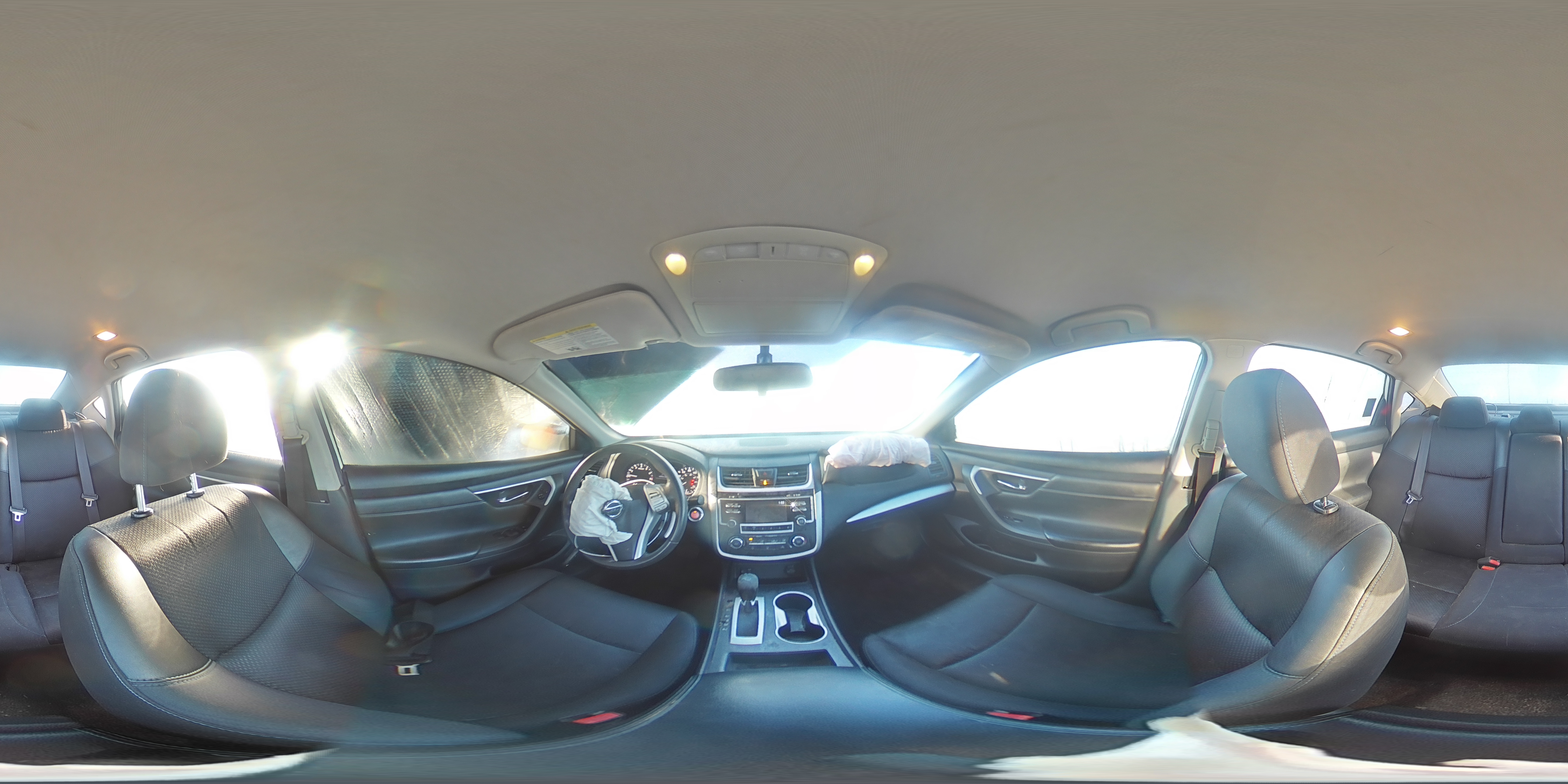 2017 Nissan Altima - Image 14