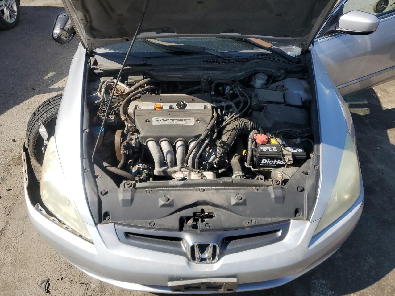 2003 Honda Accord - Image 11