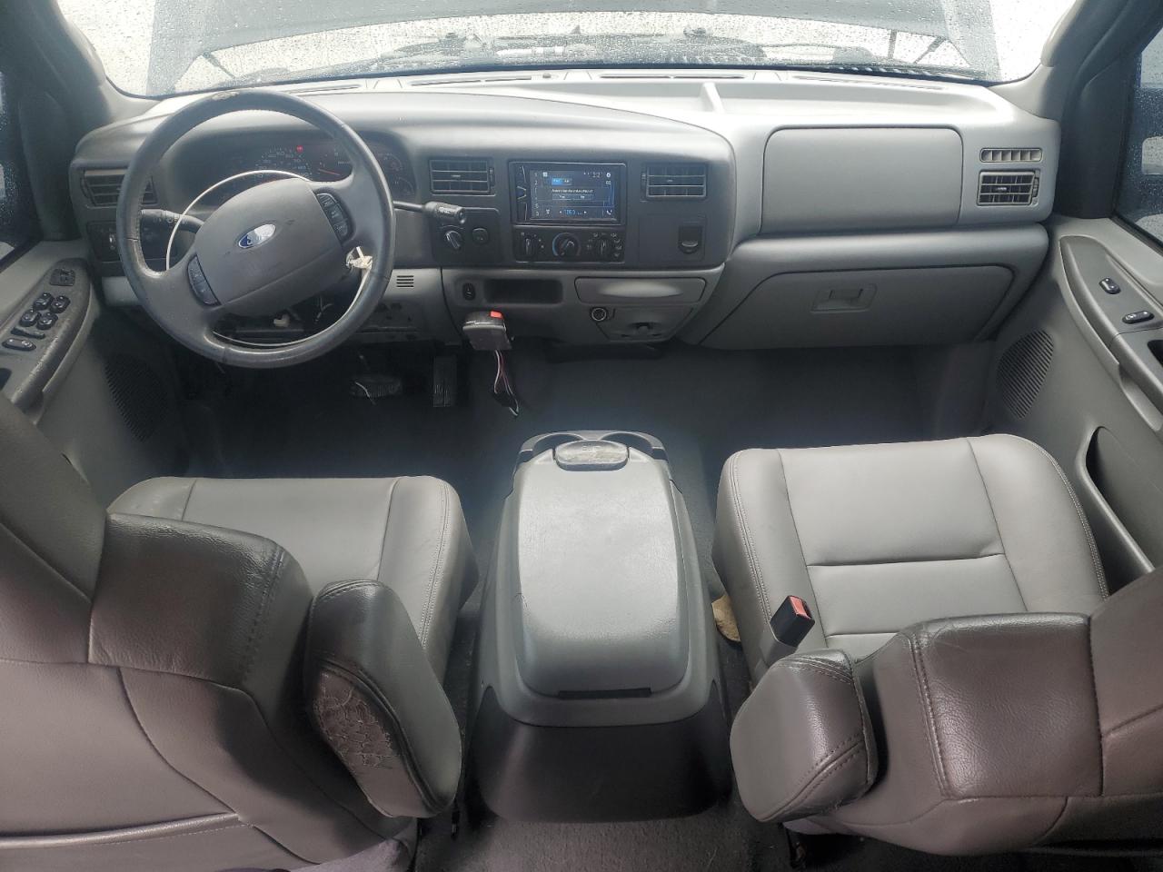 2004 Ford F250 - Image 8