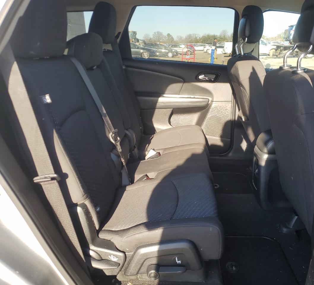 2018 Dodge Journey - Image 12