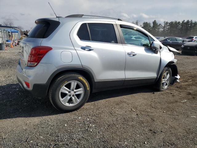  CHEVROLET TRAX 2017 Серебристый