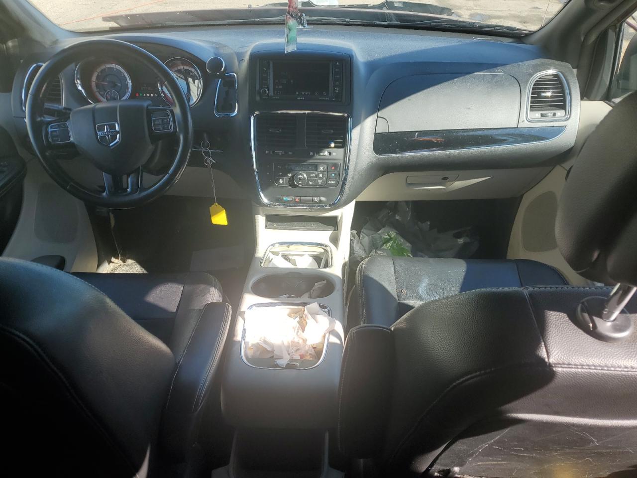 2019 Dodge Caravan - Image 8