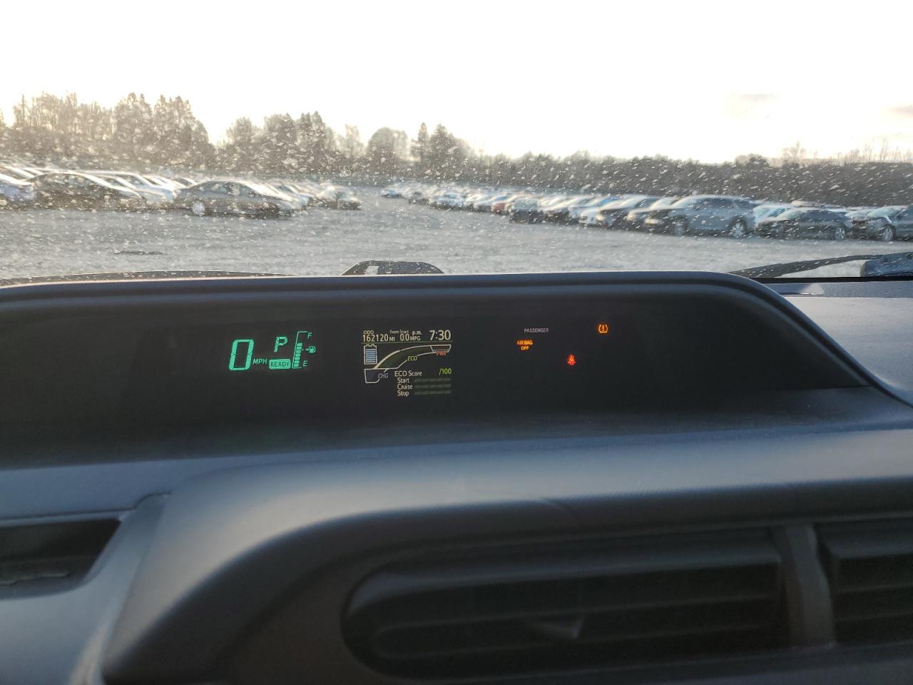 2013 Toyota Prius - Image 9