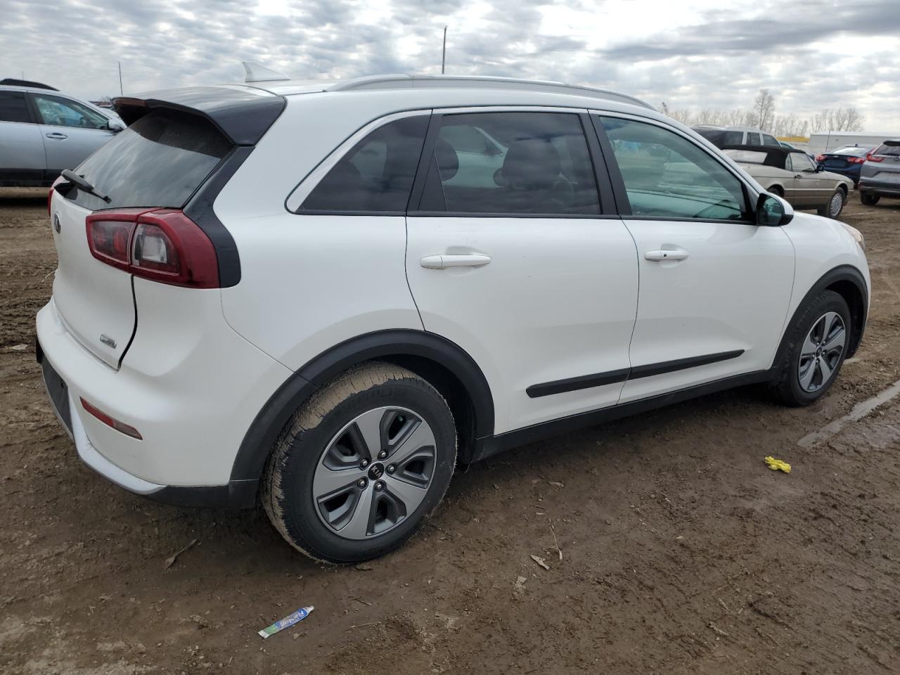 2019 Kia Niro - Image 3