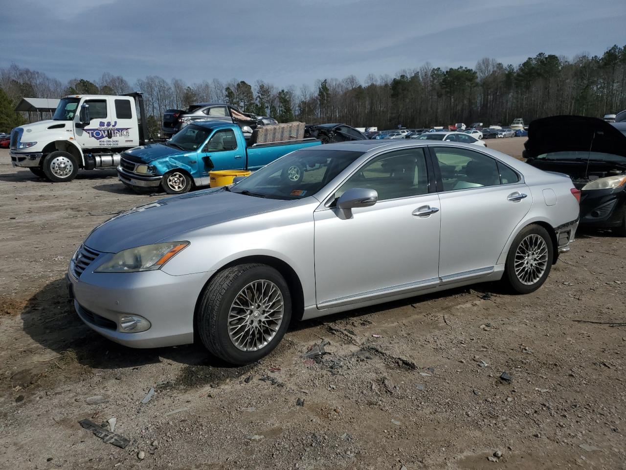2012 Lexus ES - Image 1