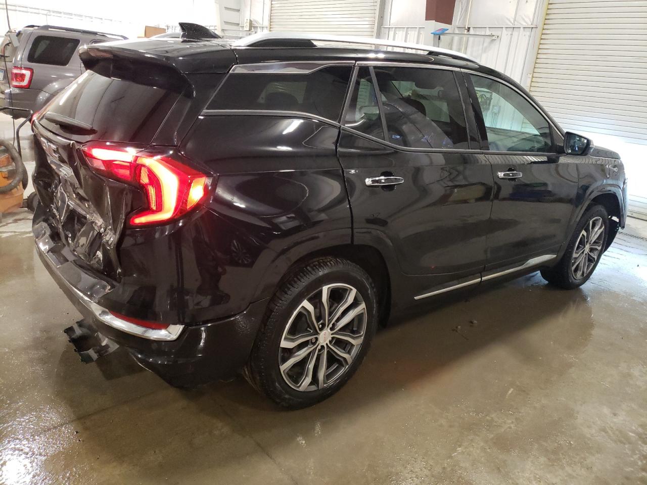 2019 GMC Terrain - Image 3