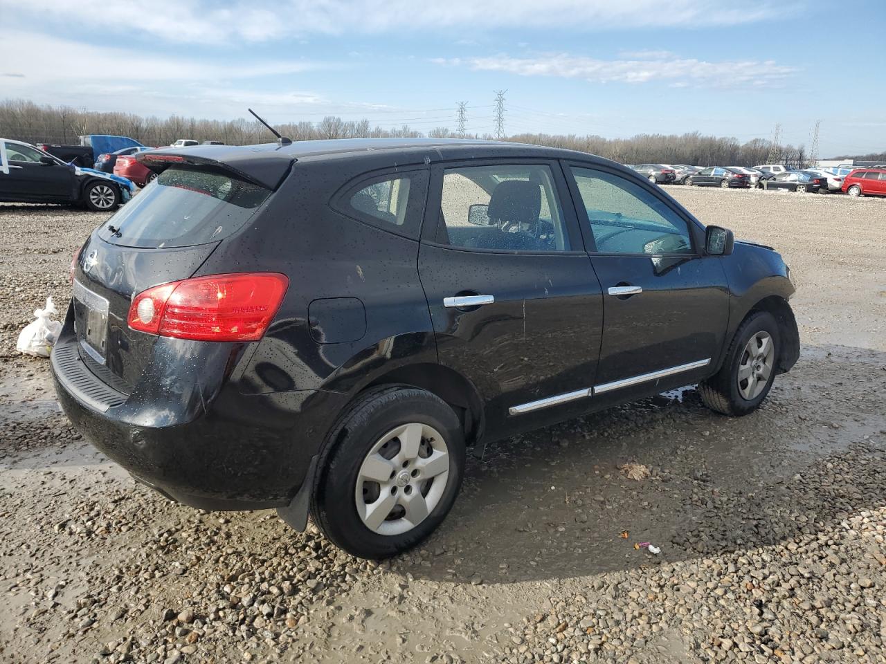 2011 Nissan Rogue - Image 3