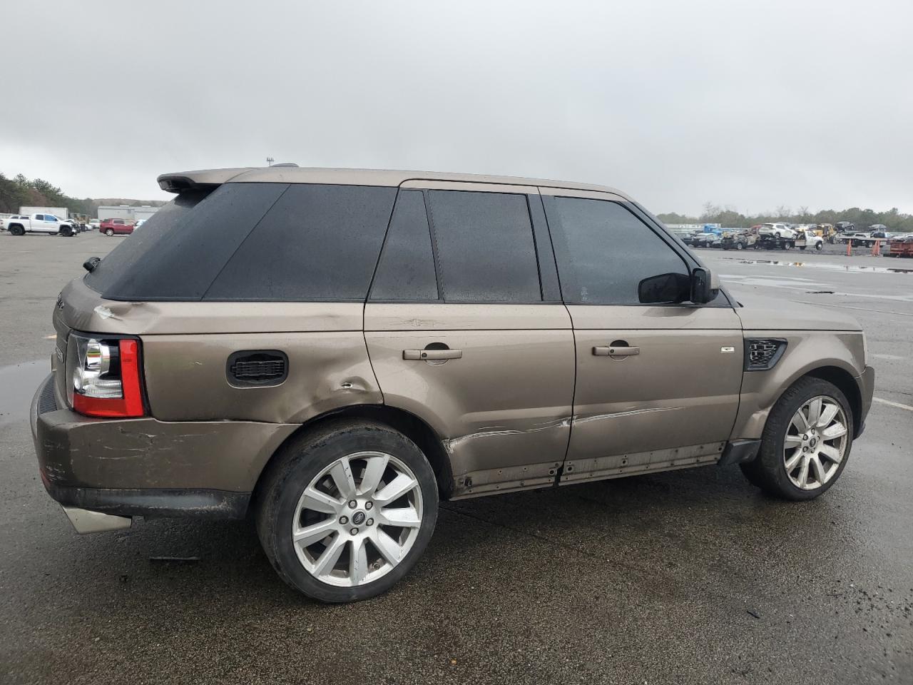 2013 Land Rover Range Rover - Image 3