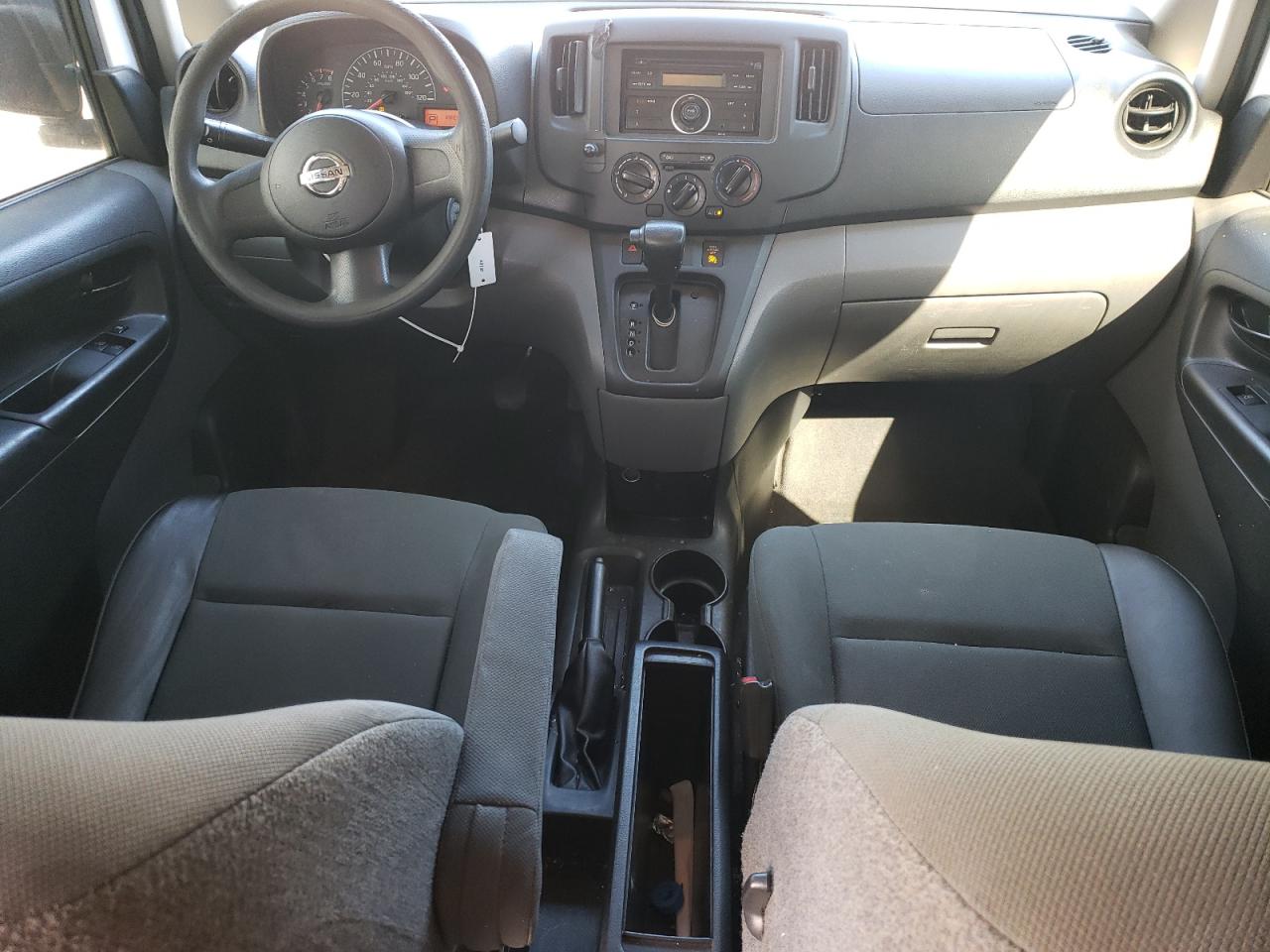 2015 Nissan NV - Image 8