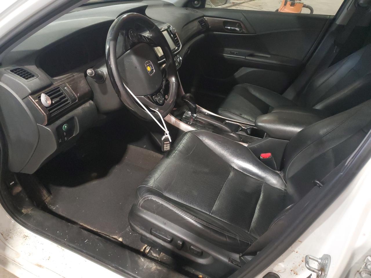 JHMCR6F53HC019806 HONDA ACCORD 2017