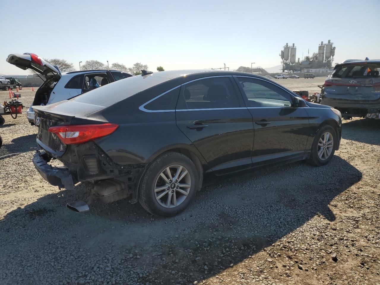 2015 Hyundai Sonata - Image 3