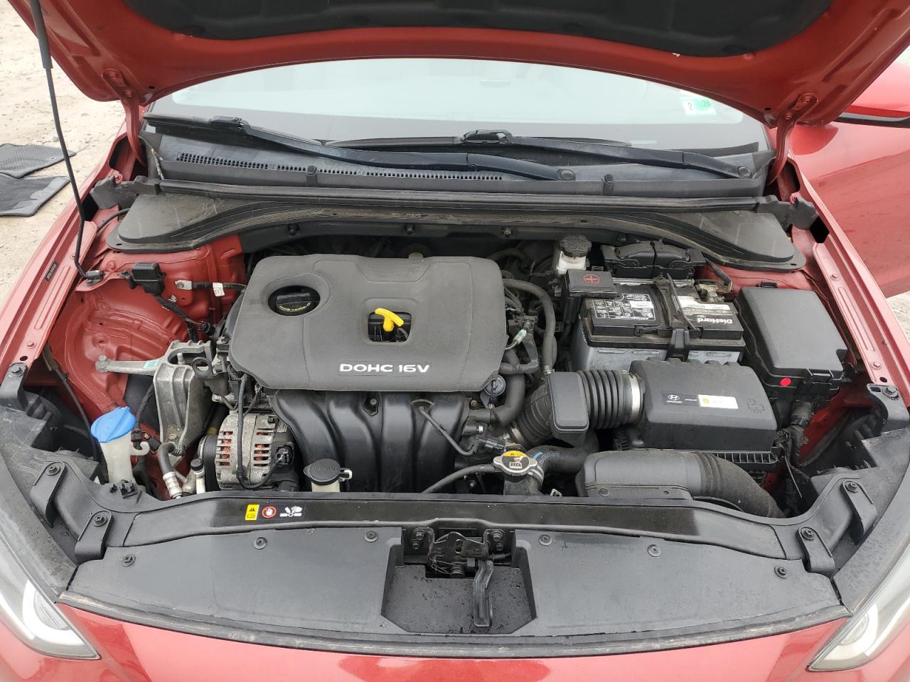 2017 Hyundai Elantra - Image 12