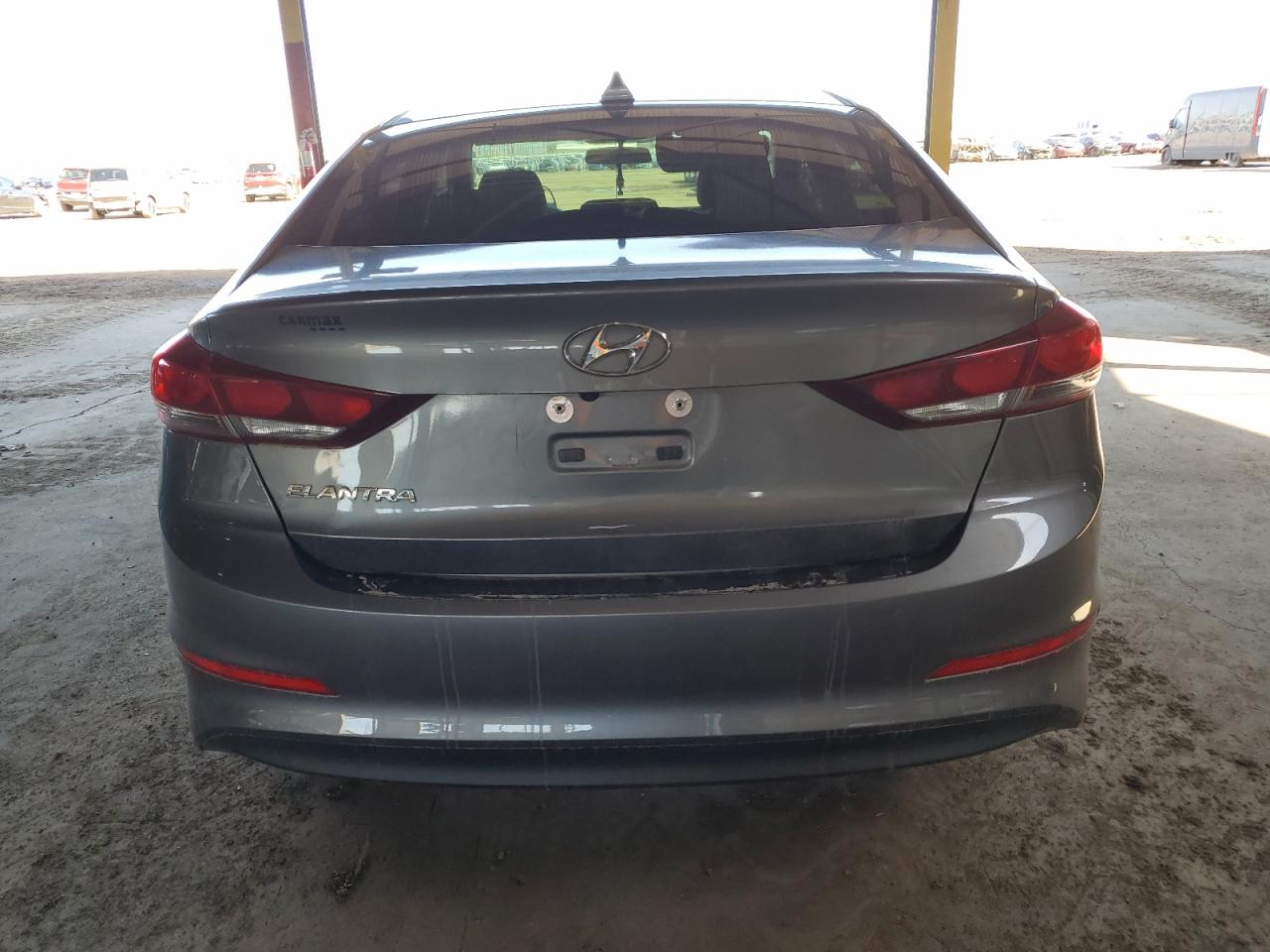 2018 Hyundai Elantra - Image 6