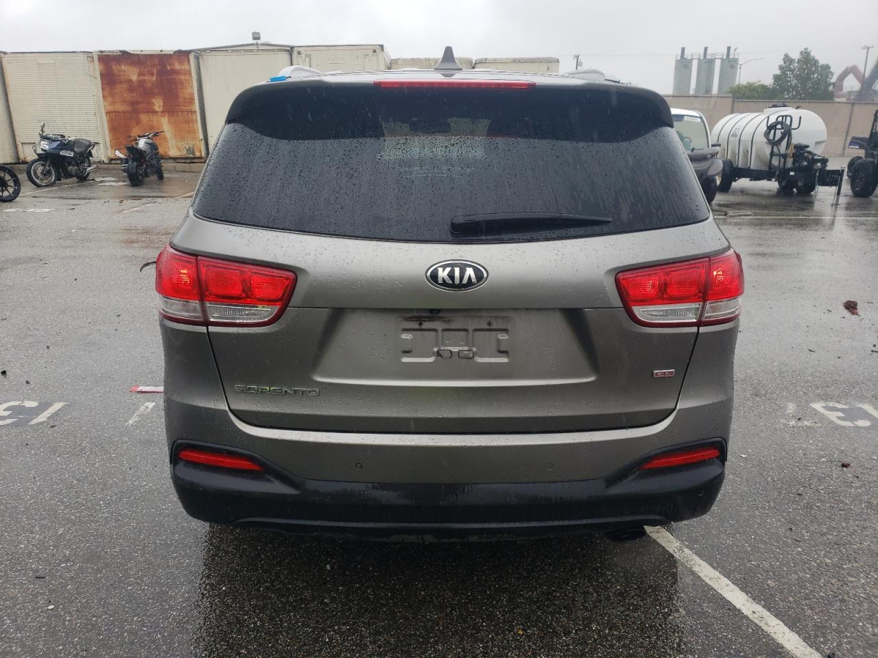 2016 Kia Sorento - Image 6