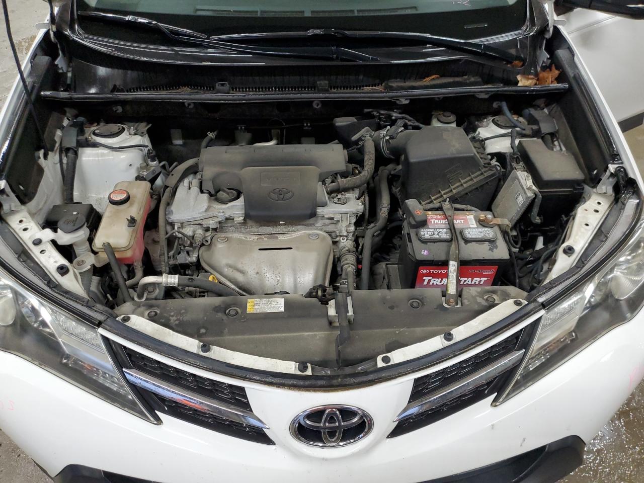2015 Toyota RAV 4 - Image 12