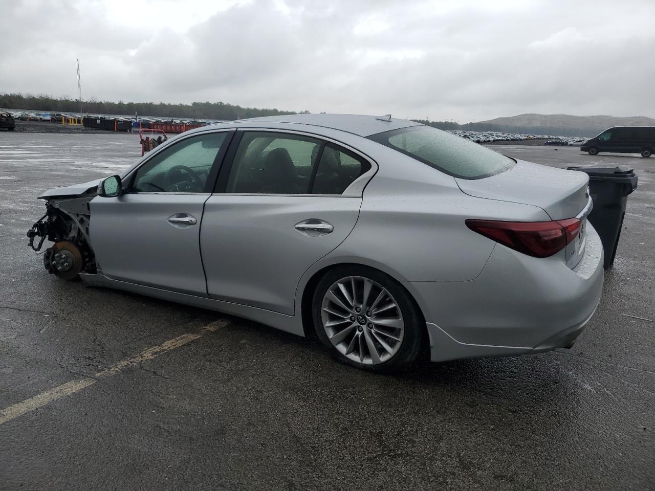 2018 Infiniti Q50 - Image 2