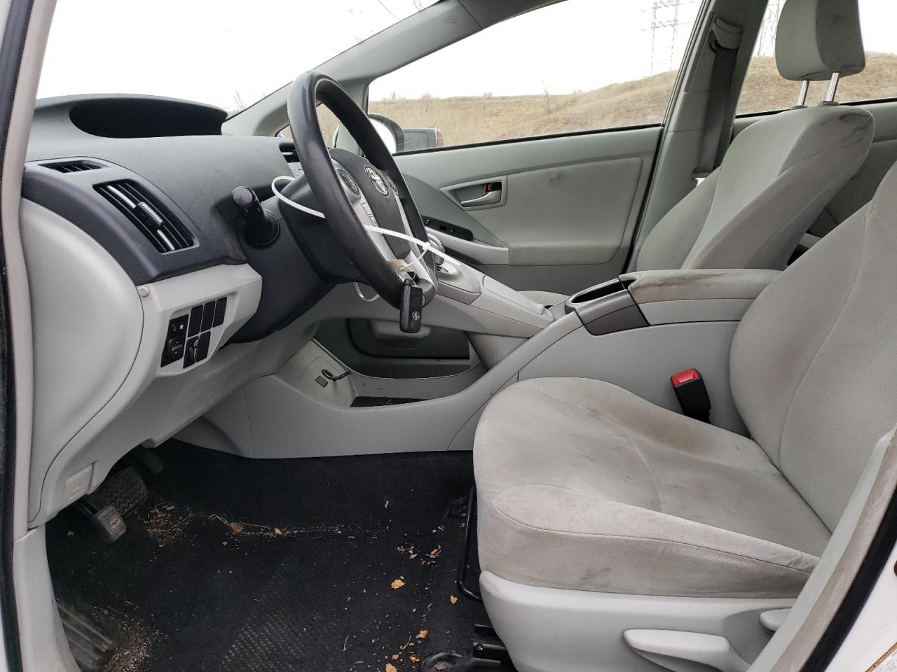 2013 Toyota Prius - Image 7