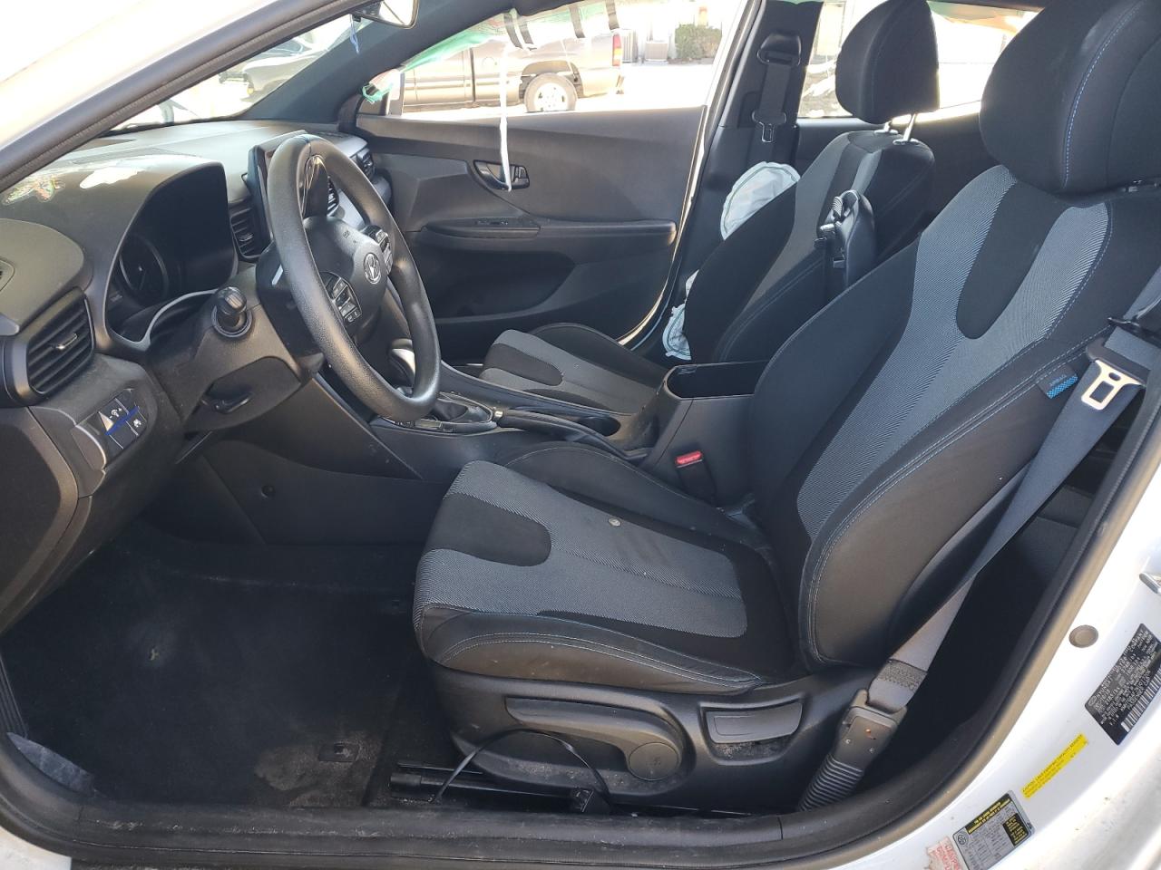 2019 Hyundai Veloster - Image 7