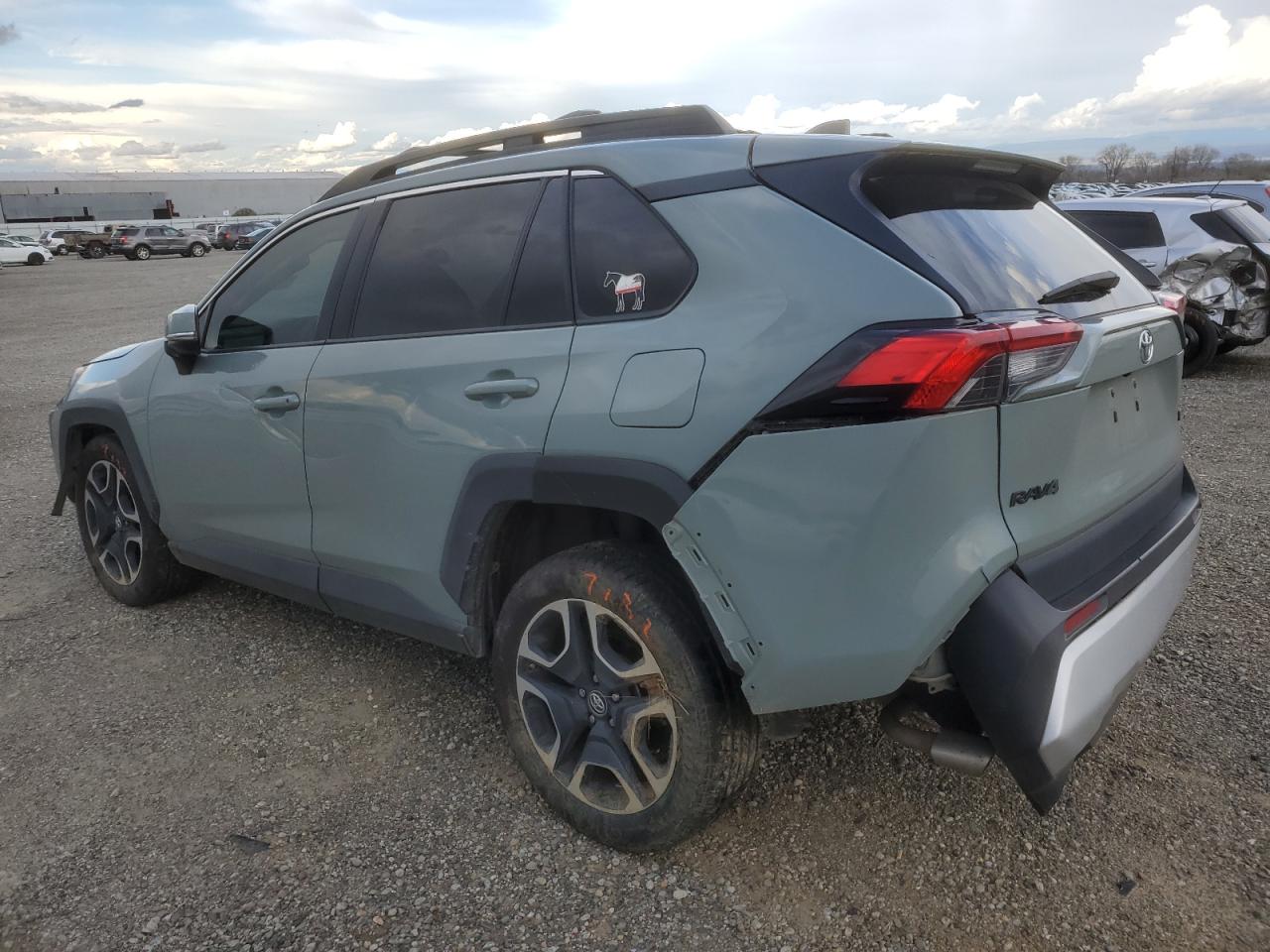 2019 Toyota RAV 4 - Image 2