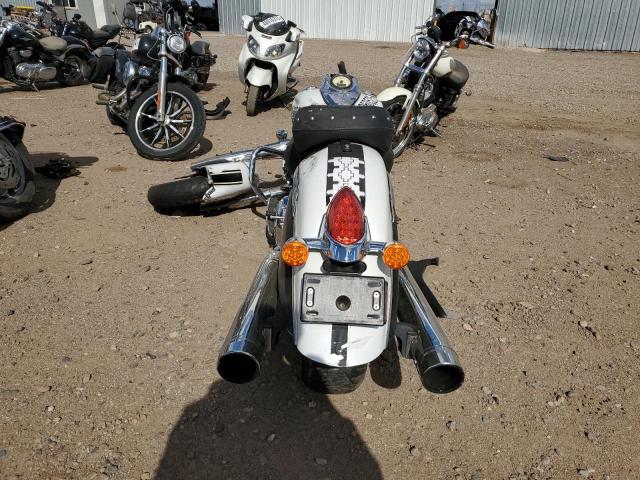  INDIAN MOTORCYCLE CO. MOTORCYCLE 2016 Білий