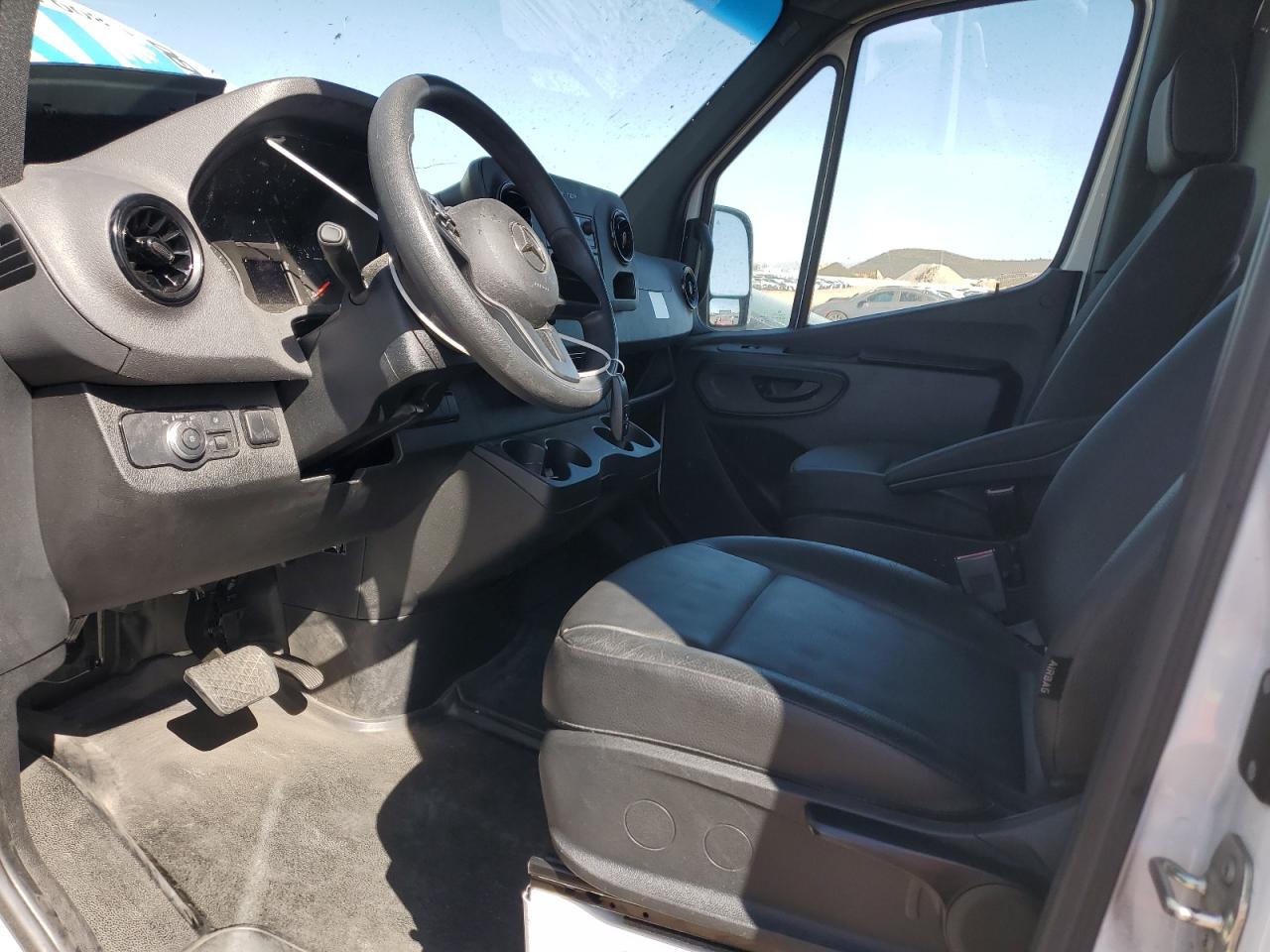 2023 Mercedes-Benz Sprinter - Image 7
