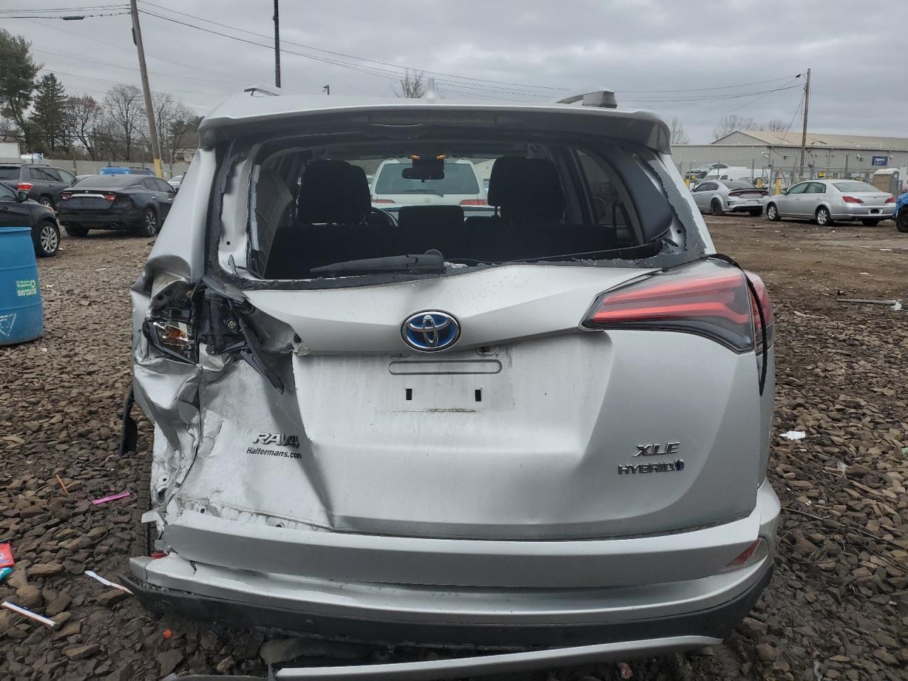 2016 Toyota RAV 4 - Image 6