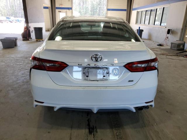  TOYOTA CAMRY 2018 Белы