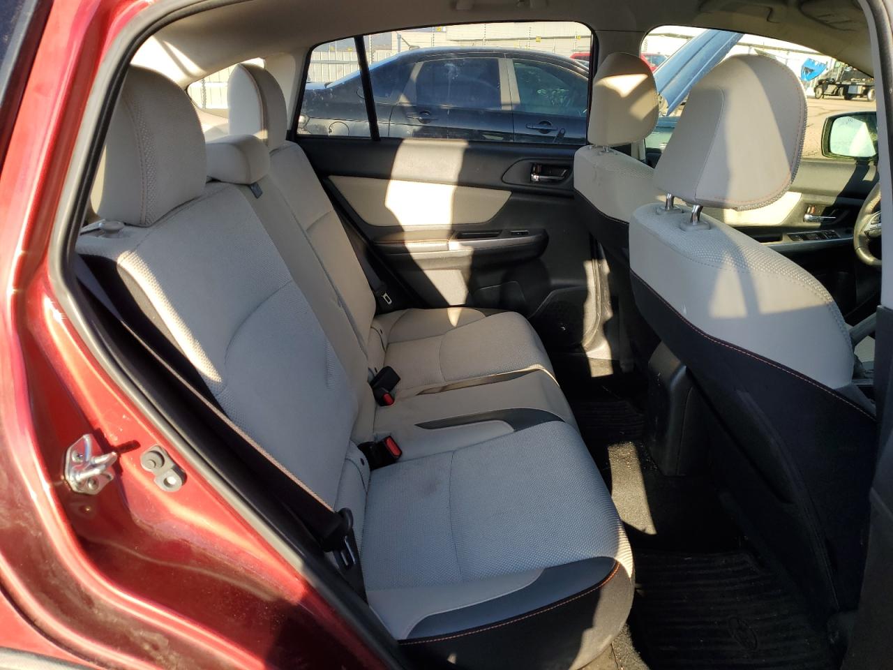 2016 Subaru XV - Image 10