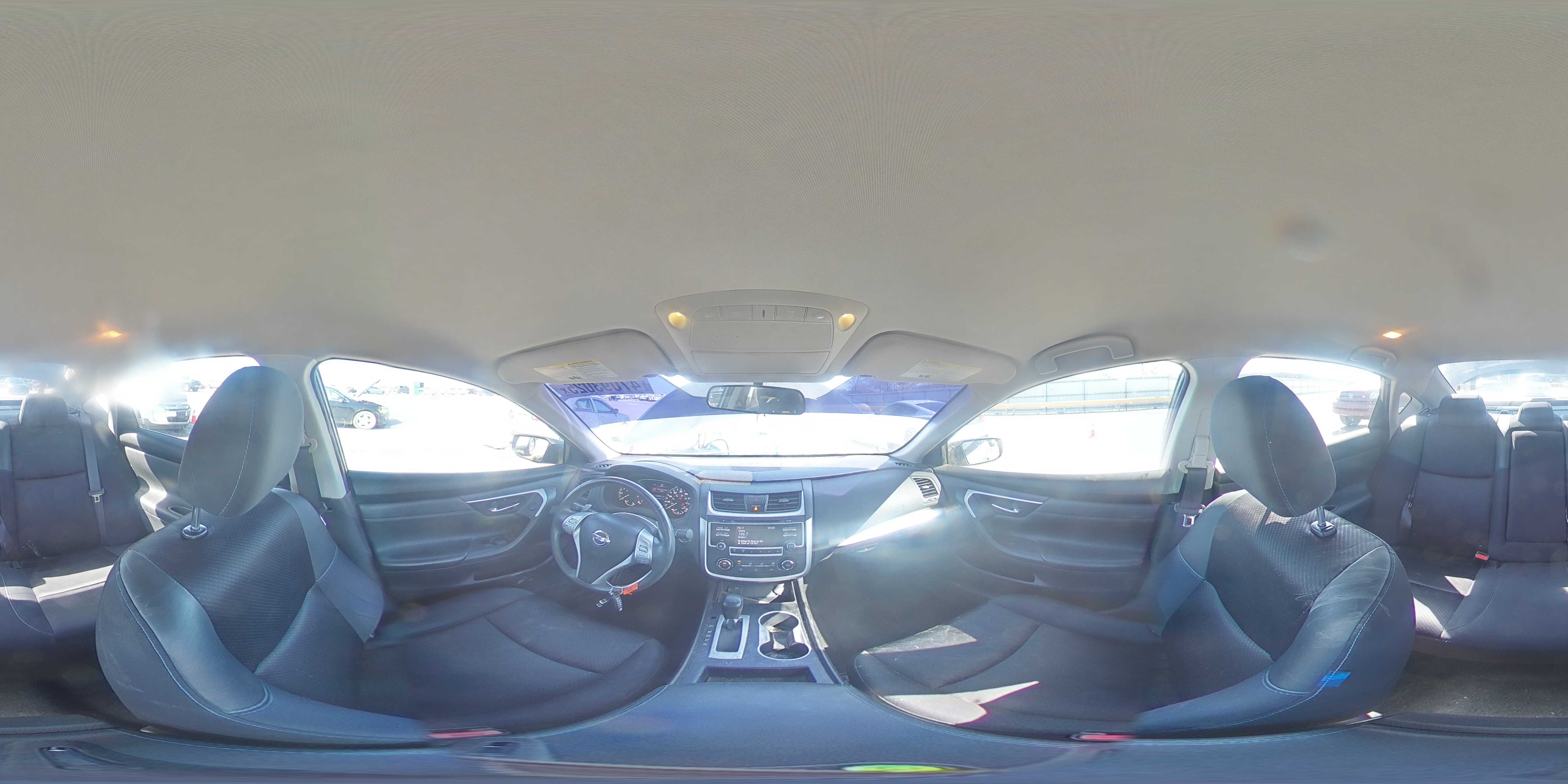 2017 Nissan Altima - Image 15