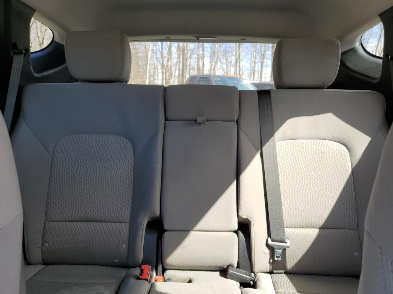 2018 Hyundai Santa Fe - Image 10