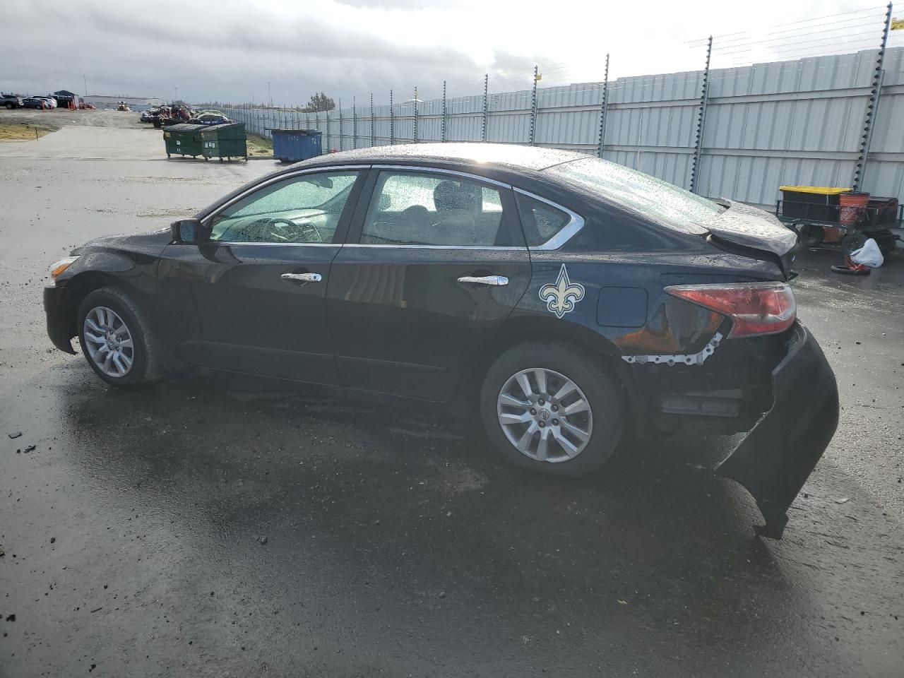 2015 Nissan Altima - Image 2