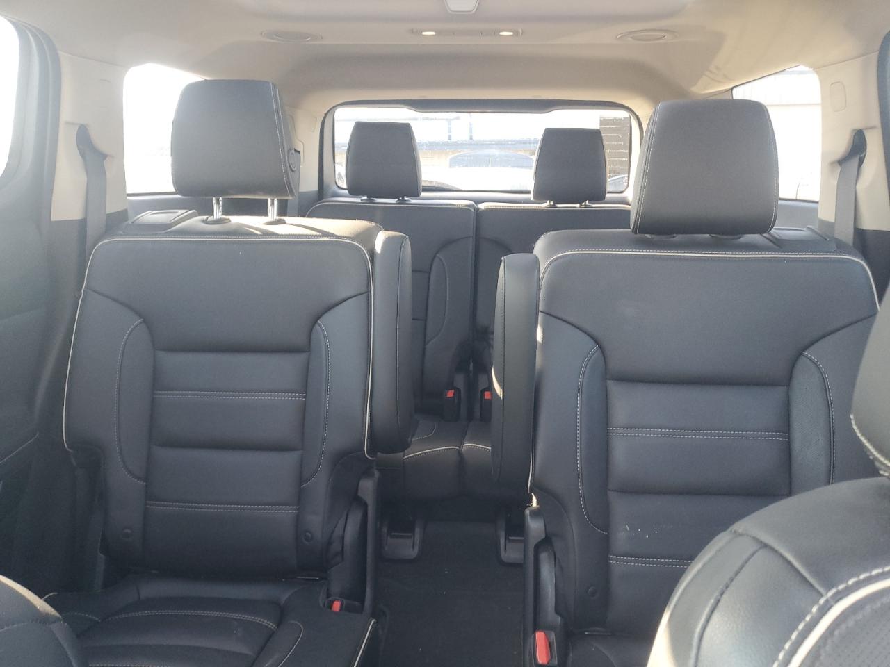 2018 GMC Acadia - Image 10