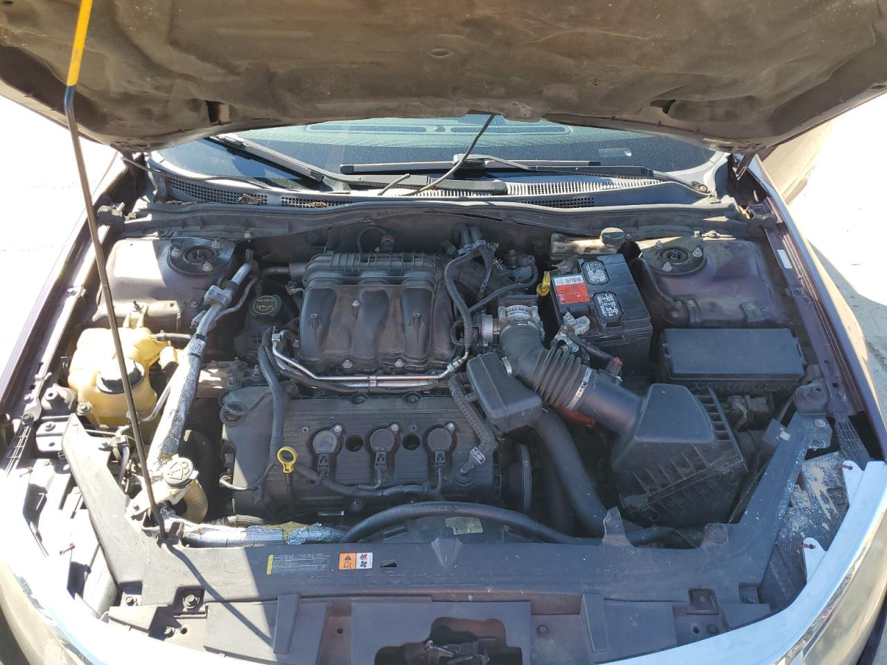 2011 Ford Fusion - Image 11