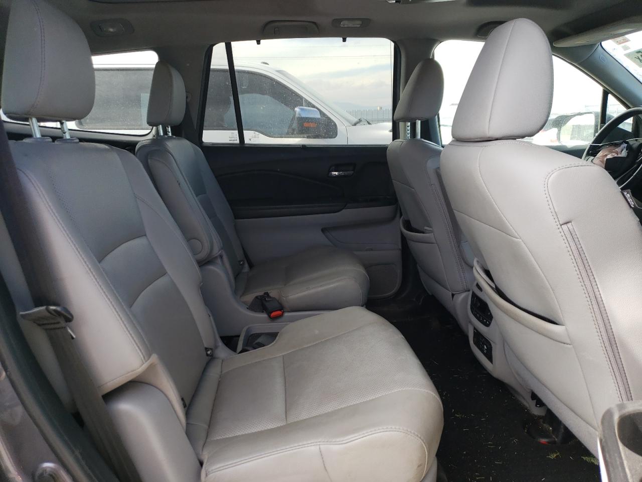 2021 Honda Pilot - Image 11