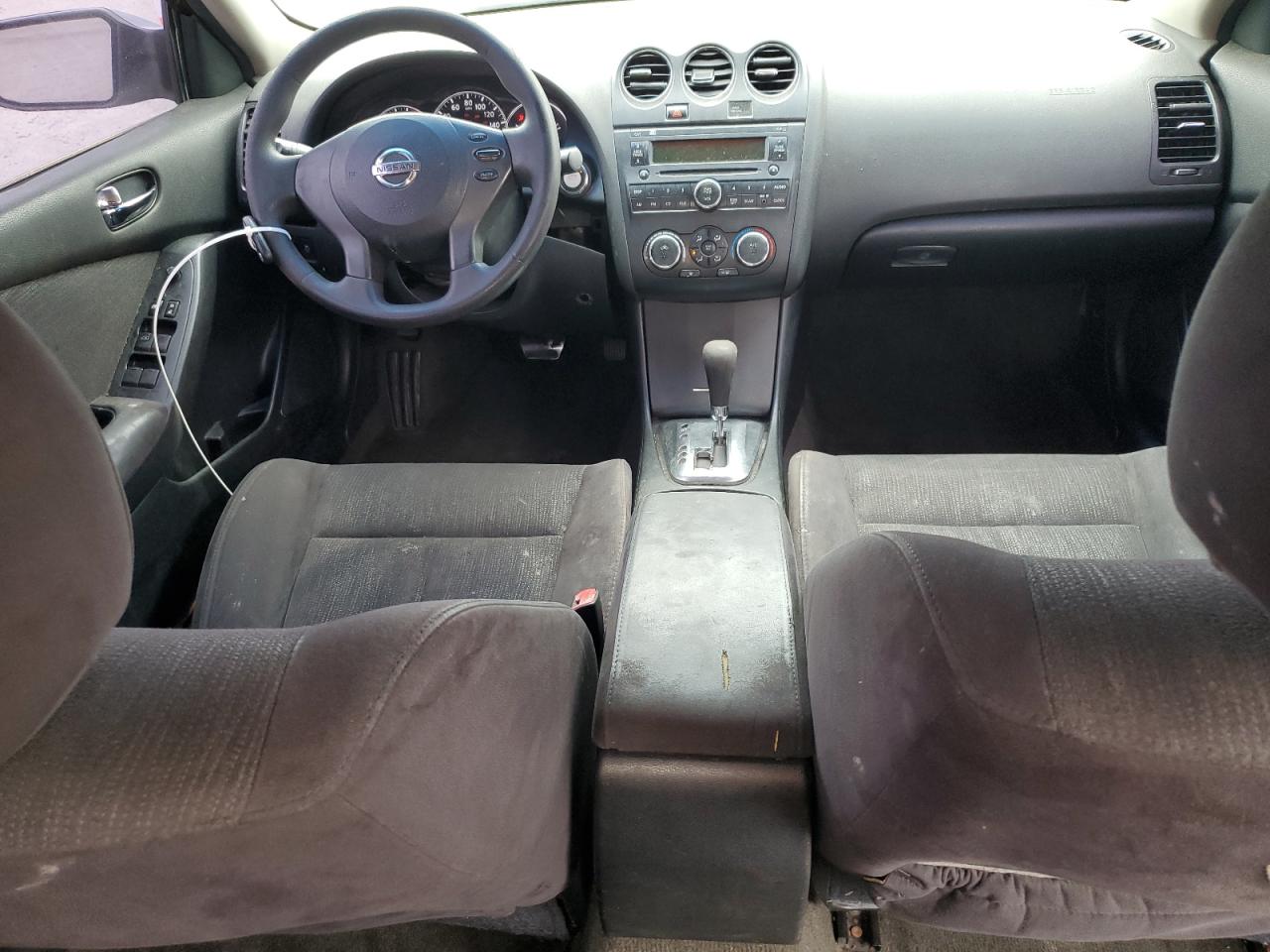 2012 Nissan Altima - Image 8