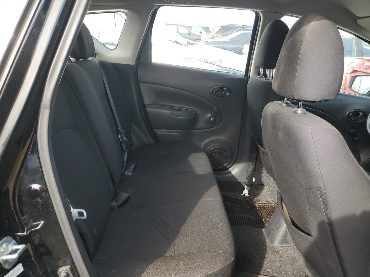 2015 Nissan Versa - Image 10
