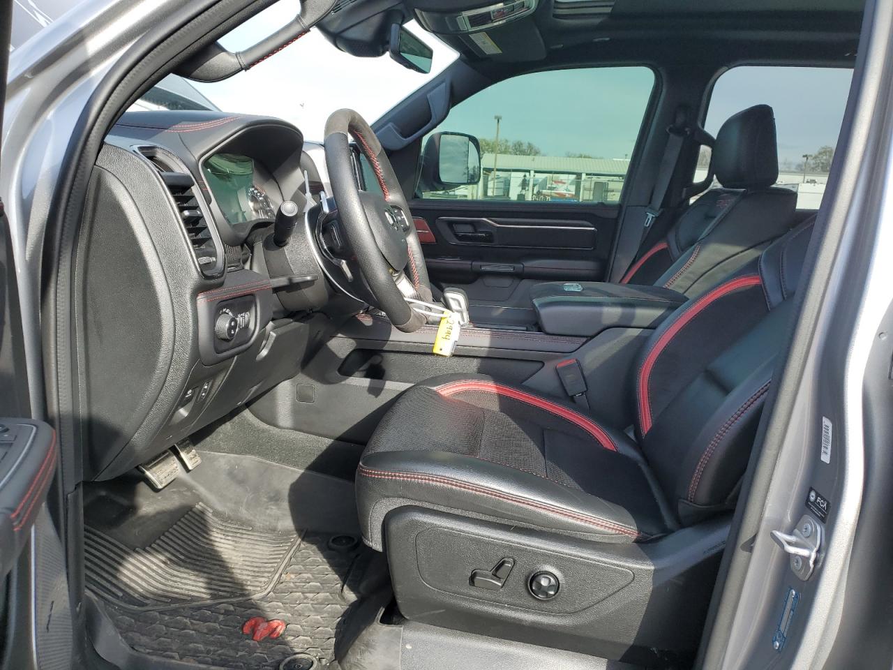 2022 RAM 1500 - Image 7