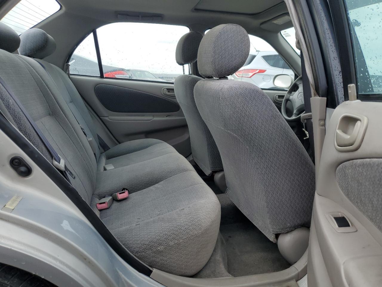 2002 Toyota Corolla - Image 10