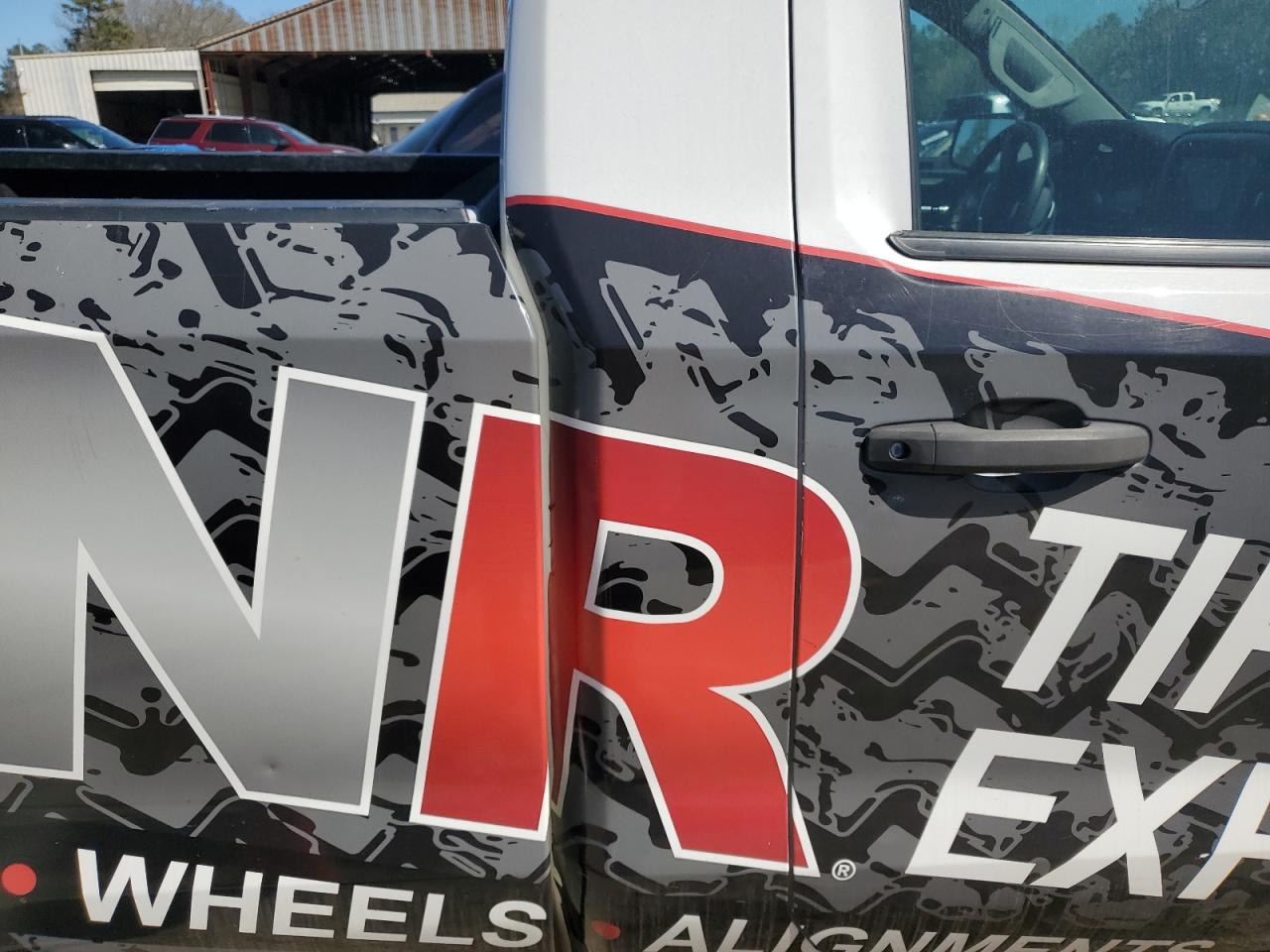 2019 GMC Sierra - Image 10