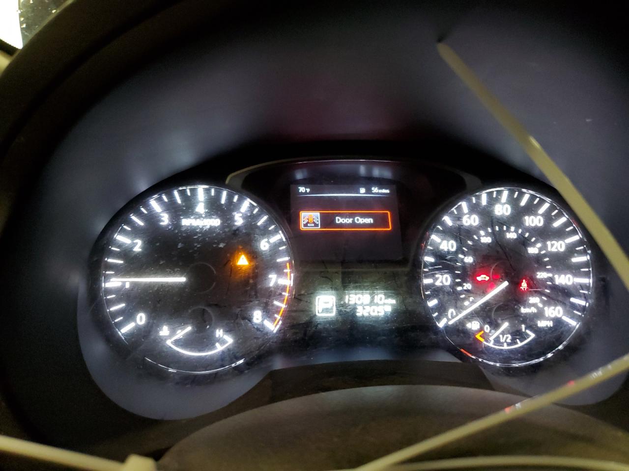 2015 Nissan Altima - Image 9