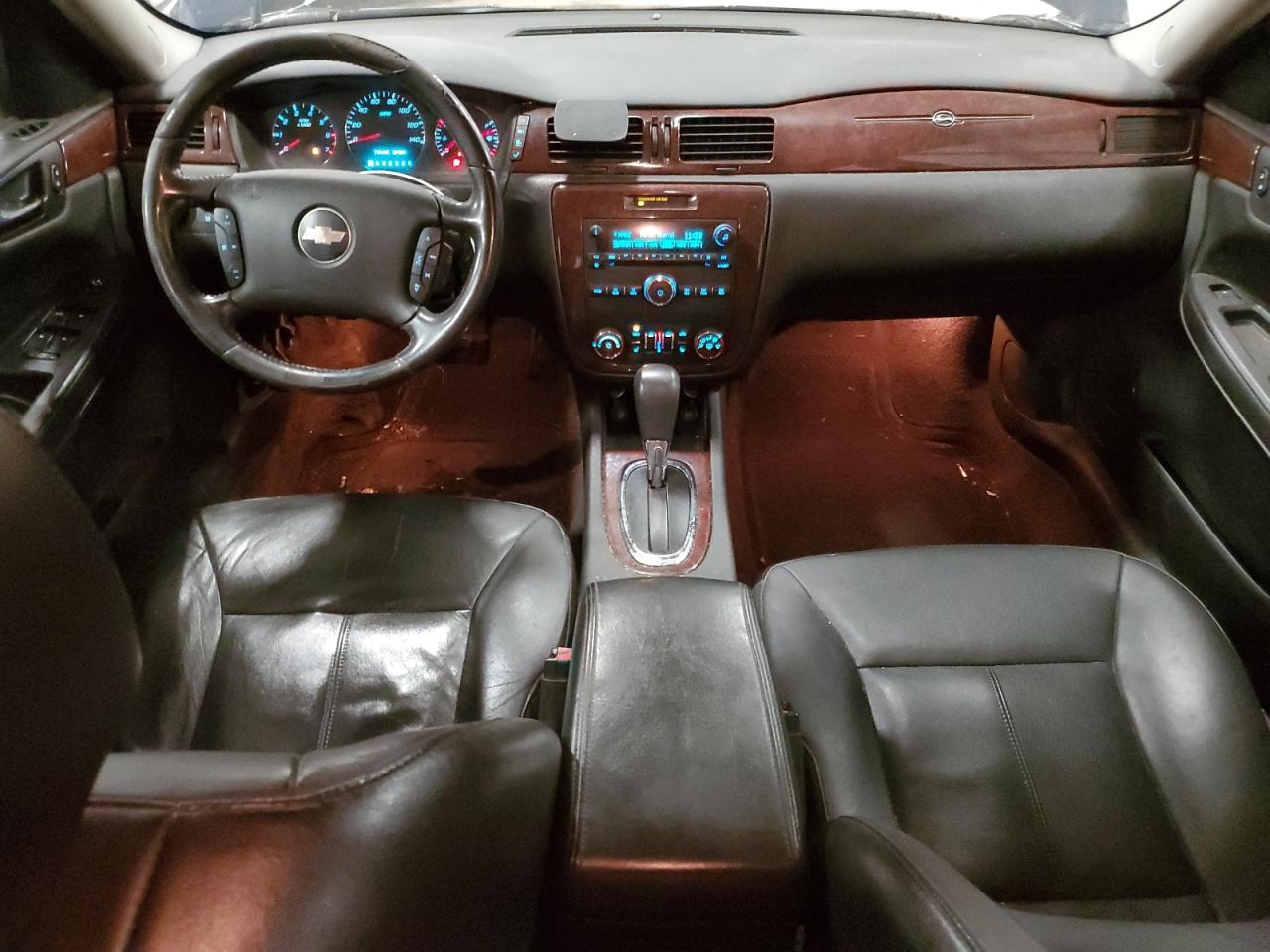 2009 Chevrolet Impala - Image 8