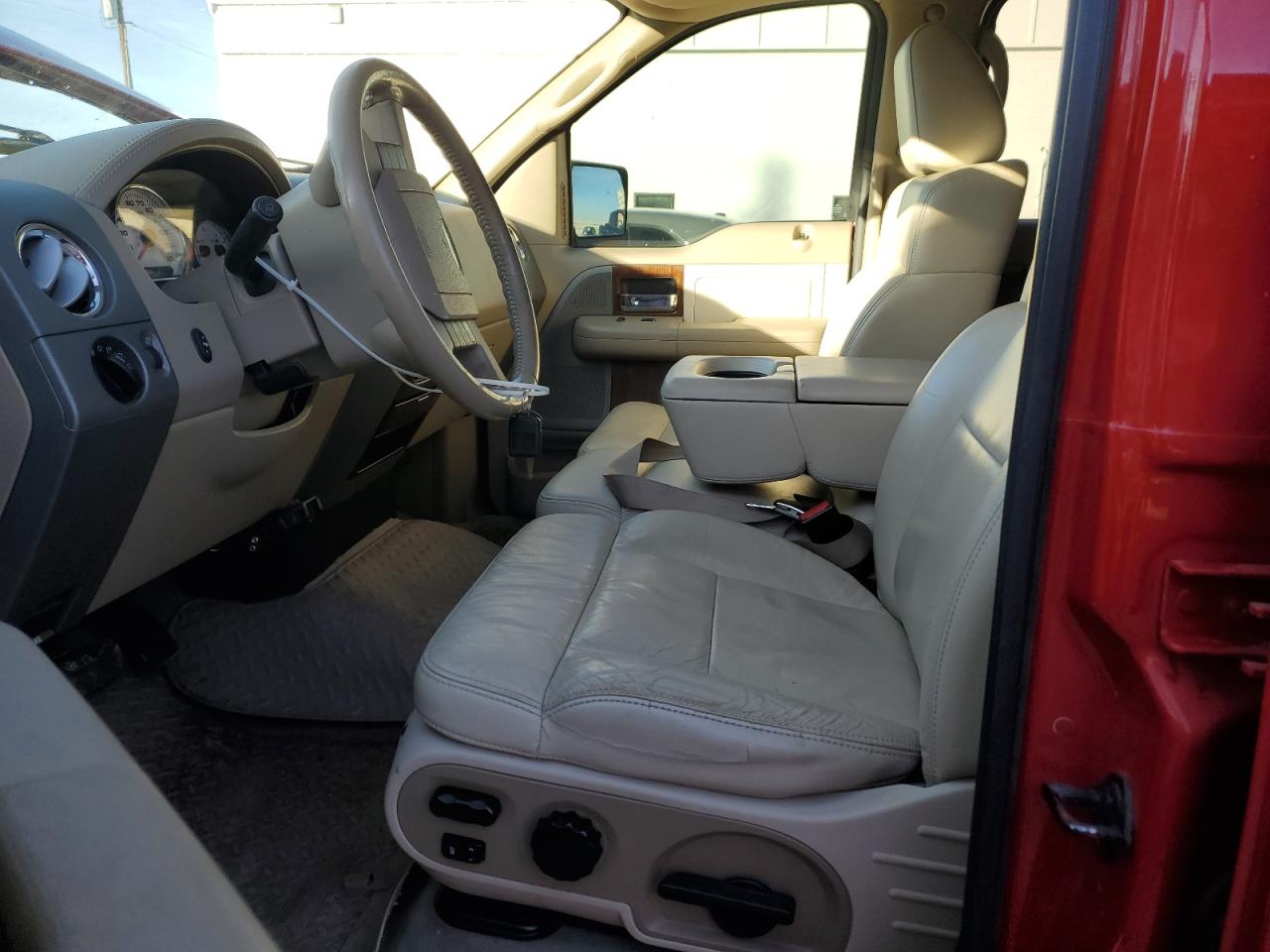 2004 Ford F-150 - Image 7