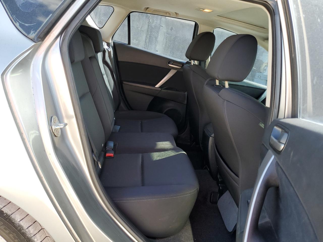 2010 Mazda 3 - Image 10