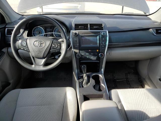  TOYOTA CAMRY 2017 Srebrny